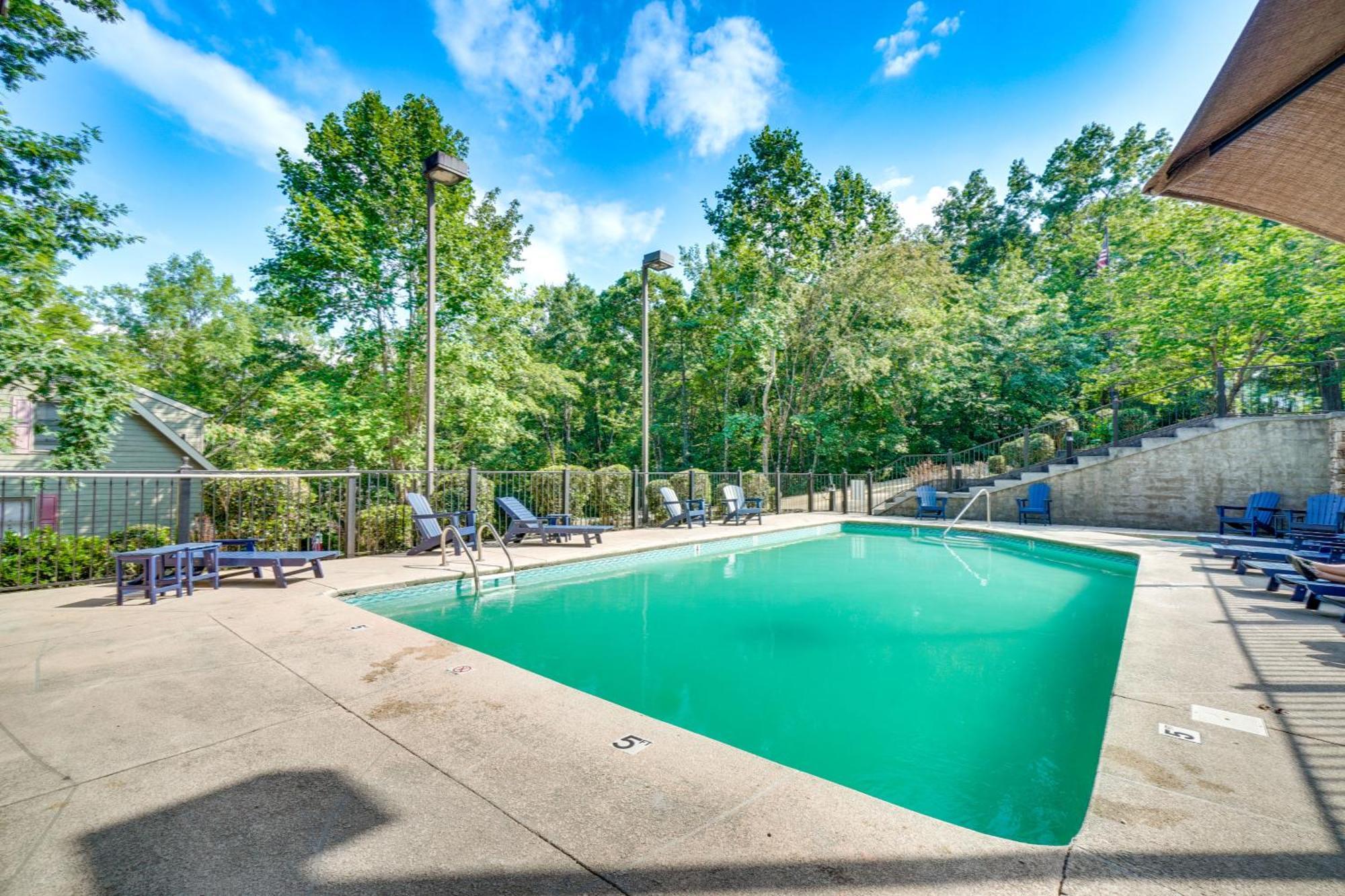 Smoky Mountain Cabin With Deck And Hot Tub! Pigeon Forge Esterno foto
