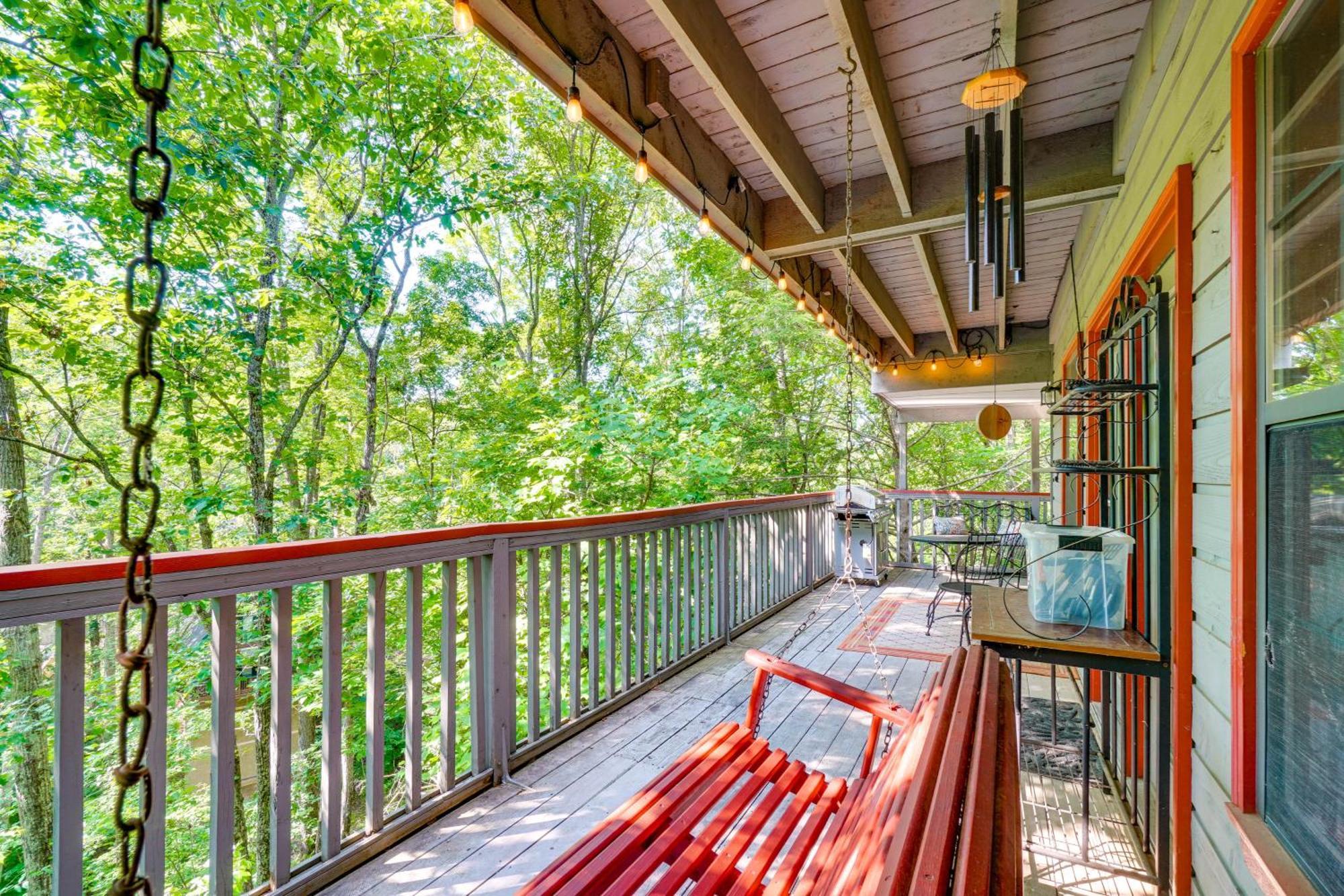 Smoky Mountain Cabin With Deck And Hot Tub! Pigeon Forge Esterno foto